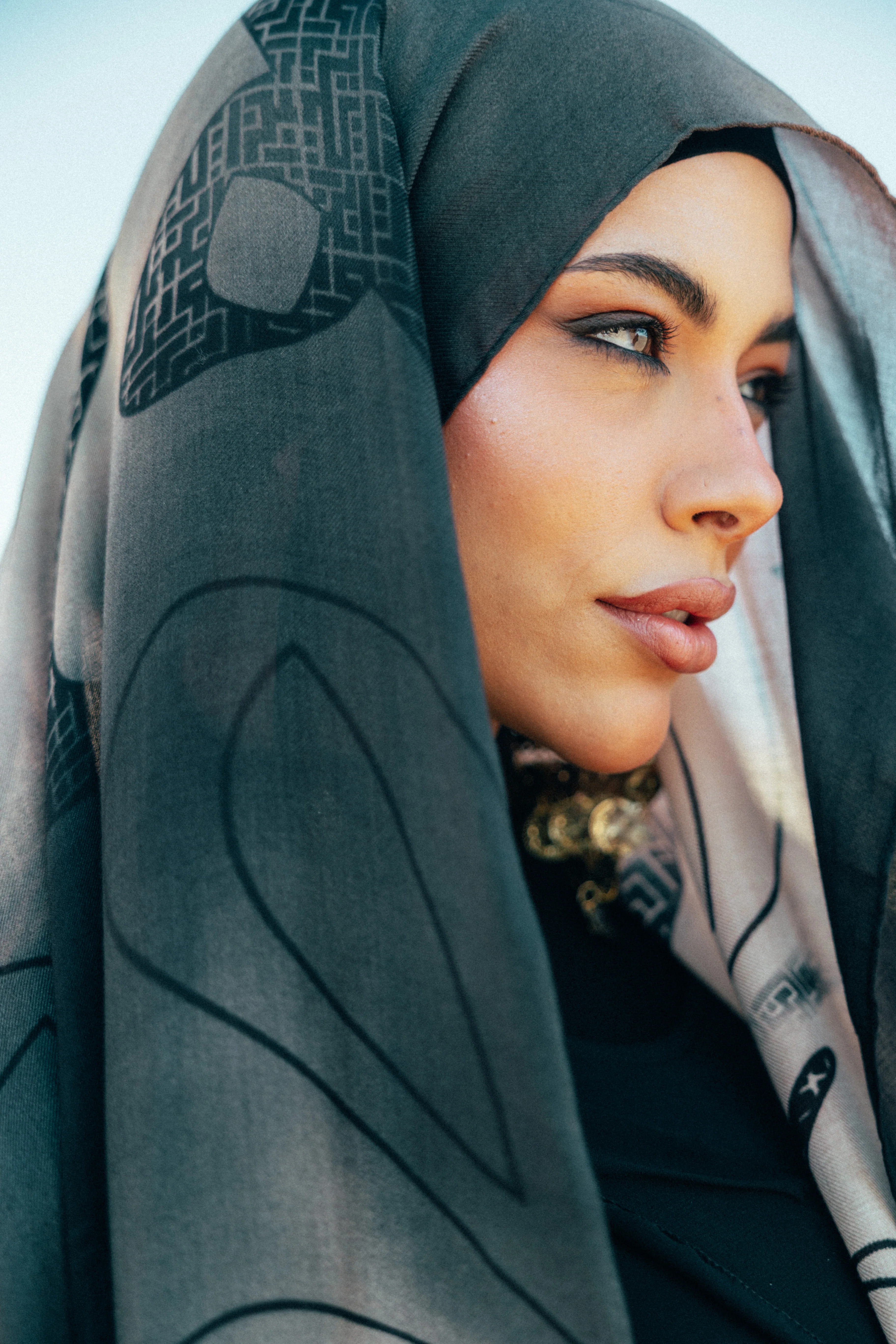 Bayan - Image 3